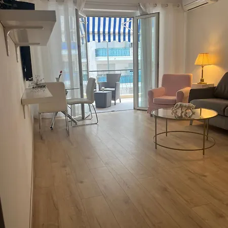Climatise Centre Cannes * Λε Κανέ